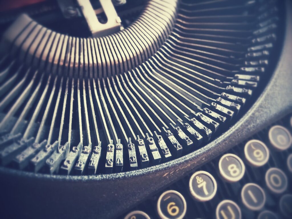 letters, typewriter, vintage-1161947.jpg